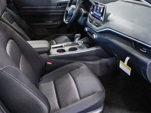 New 2025 Nissan Altima 2.5 S image 17