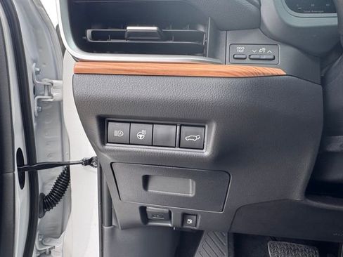 New 2026 Toyota Grand Highlander FWD image 16