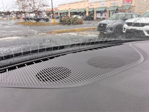 New 2025 Jeep Grand Cherokee Laredo image 24