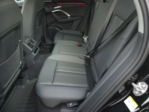 New 2025 Audi Q5 Premium image 6