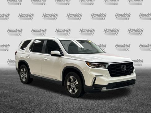 Used 2024 Honda Pilot EX-L image 2
