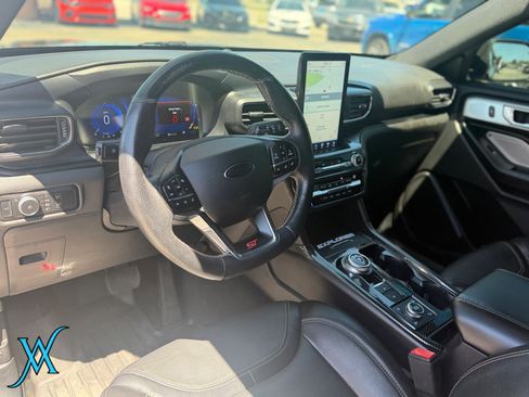 Used 2020 Ford Explorer ST w/ ST Street Pack AWD/4WD image 12
