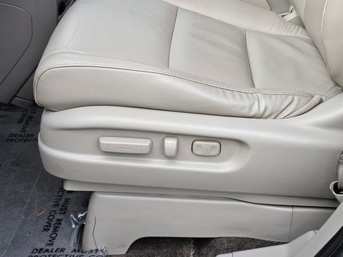 Used 2012 Honda Odyssey Touring image 26