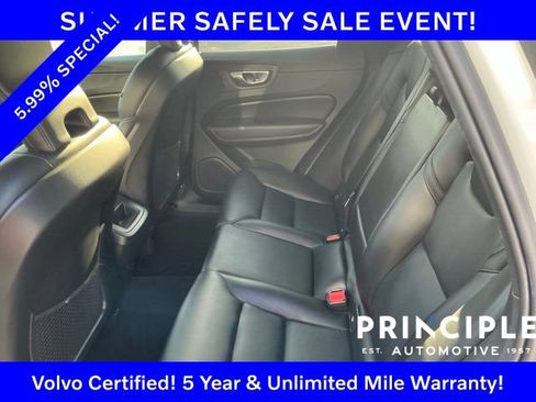 Certified 2024 Volvo XC60 B5 Core w/ Protection Package Premier AWD/4WD image 27