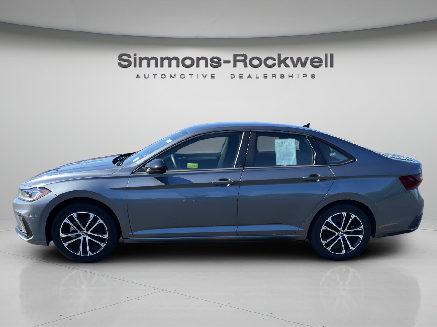 Used 2025 Volkswagen Jetta Sport FWD image 2