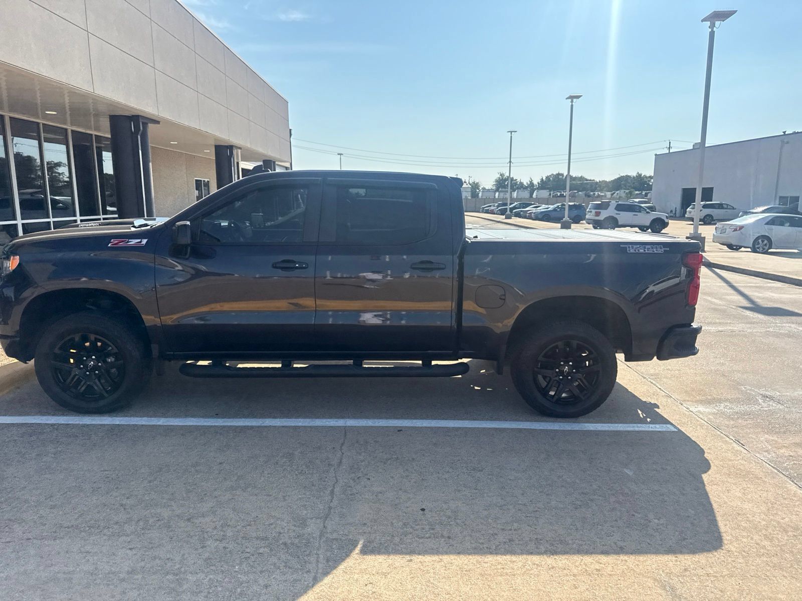 Used 2023 Chevrolet Silverado 1500 LT Trail Boss w/ Protection Package AWD/4WD image 4