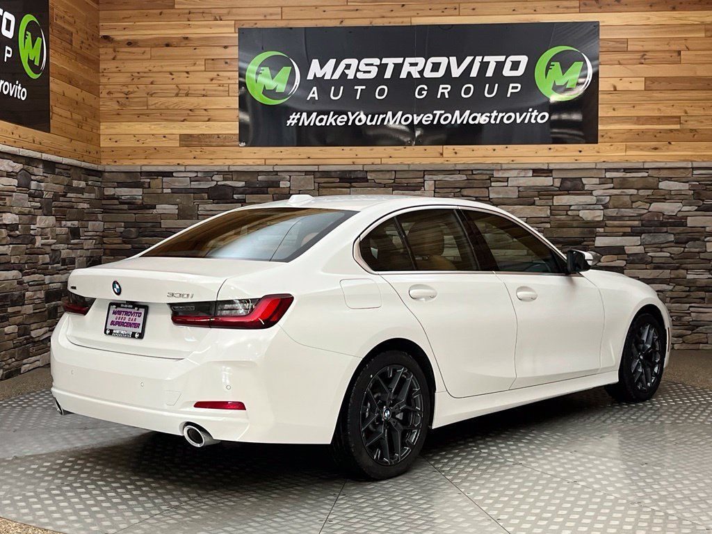 Used 2026 BMW 330i xDrive Sedan AWD/4WD image 16