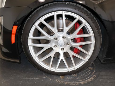 Used 2016 Cadillac CTS V w/ Carbon Fiber Package RWD image 38