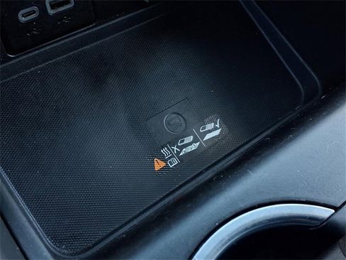 Used 2024 Chevrolet Suburban RST w/ Sport Performance Package image 17