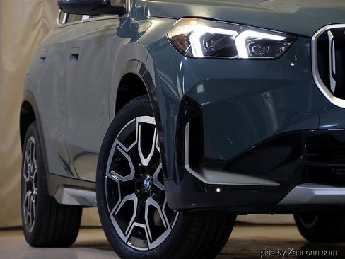 New 2025 BMW X1 xDrive28i image 4