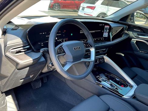 New 2025 Audi Q5 Premium Plus image 8