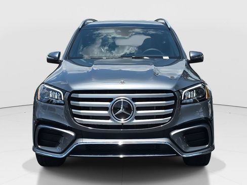 New 2025 Mercedes-Benz GLS 450 4MATIC image 2