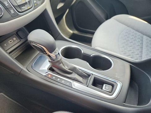 Used 2022 Chevrolet Equinox LT FWD image 29