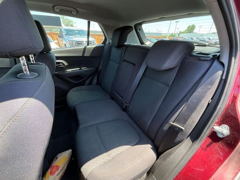 Used 2017 Chevrolet Trax LS FWD image 20