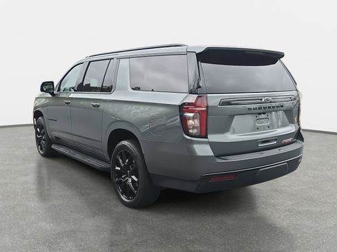 Used 2024 Chevrolet Suburban RST w/ Luxury Package image 7