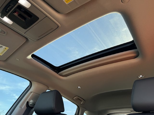 Certified 2025 Acura ADX FWD image 23