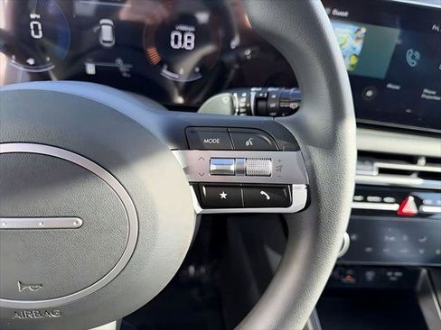 New 2026 Hyundai Tucson SEL image 17