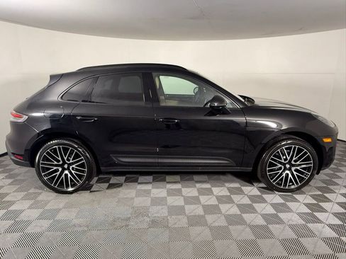 New 2025 Porsche Macan image 8