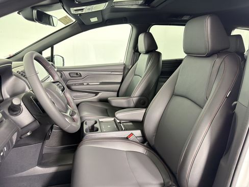 New 2026 Honda Odyssey Sport-L image 4