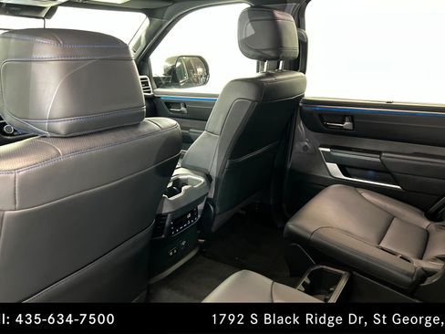 Used 2024 Toyota Sequoia Platinum AWD/4WD image 20
