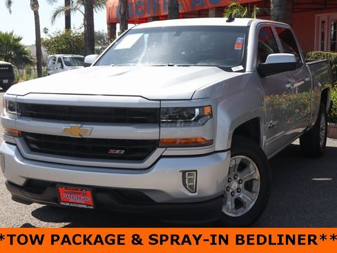 Used 2018 Chevrolet Silverado 1500 LT w/ Texas Edition image 4