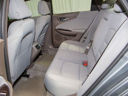 Used 2024 Chevrolet Malibu LT image 15