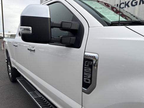 Used 2018 Ford F250 Lariat w/ Lariat Ultimate Package image 40