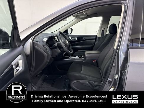 Used 2020 Nissan Pathfinder S AWD/4WD image 4
