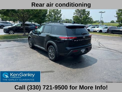Used 2022 Nissan Pathfinder SV AWD/4WD image 14