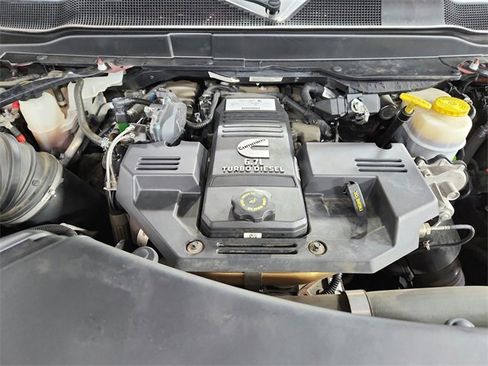 Used 2020 RAM 3500 Laramie image 9