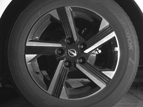 Used 2025 Nissan Sentra SV image 14