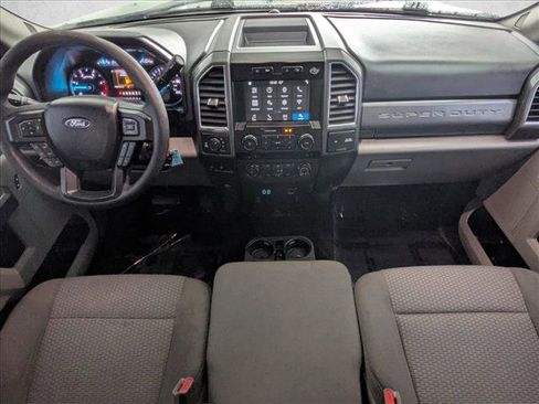Used 2017 Ford F250 XLT w/ XLT Value Package AWD/4WD image 16