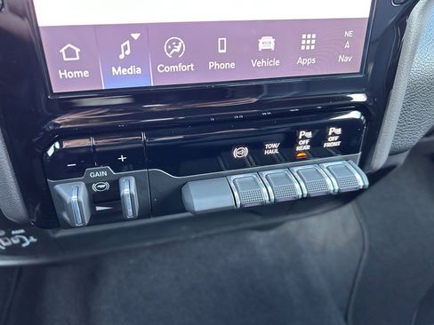 Used 2026 RAM 2500 Laramie image 40