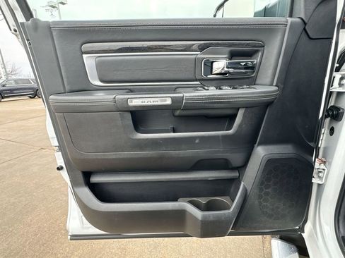 Used 2014 RAM 2500 Limited image 23