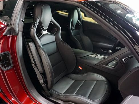 Used 2018 Chevrolet Corvette Z06 RWD image 38