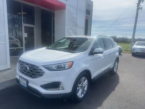 Used 2020 Ford Edge SEL image 2