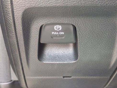 Used 2023 RAM 1500 Big Horn RWD image 26