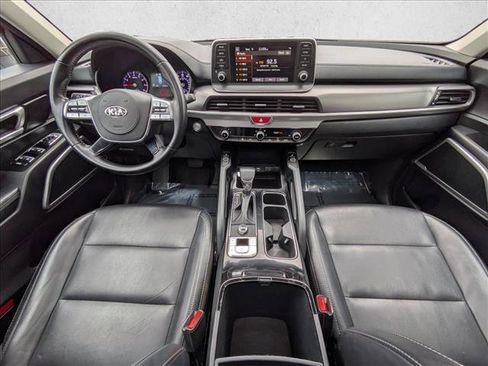 Used 2020 Kia Telluride S image 24
