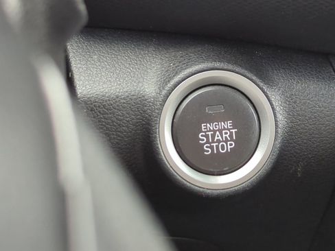 Used 2020 Hyundai Kona Limited FWD image 39