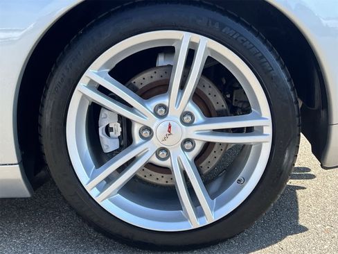 Used 2010 Chevrolet Corvette Convertible w/ Preferred Equipment Group image 15