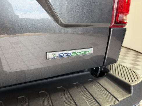 Used 2020 Ford F150 XLT w/ Equipment Group 302A Luxury image 16