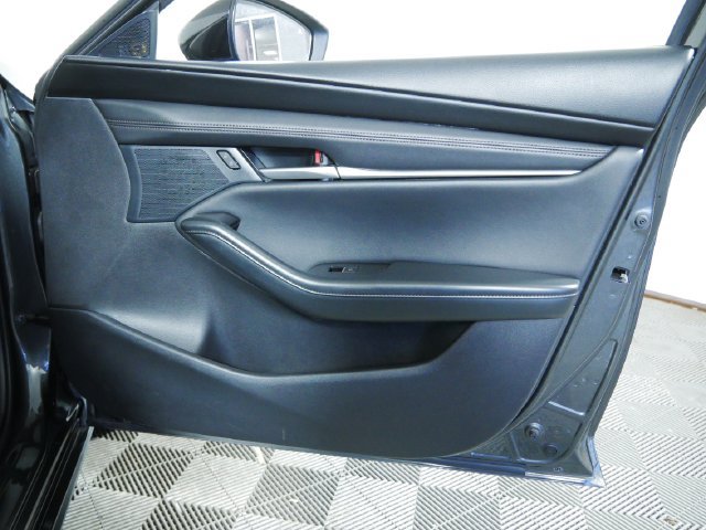 Used 2024 MAZDA MAZDA3 s FWD image 11