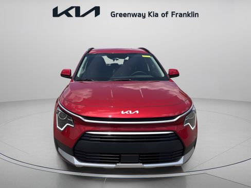 New 2026 Kia Niro EX FWD image 2