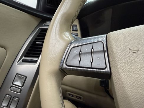 Used 2008 Cadillac XLR RWD image 15