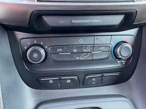 Used 2022 Ford Transit Connect XL FWD image 35