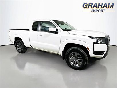 Used 2025 Nissan Frontier SV