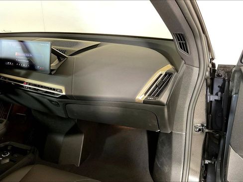 Used 2025 BMW iX xDrive50 w/ Sport Package image 15