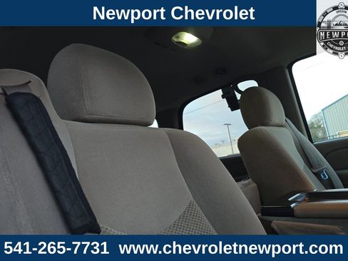 Used 2005 Chevrolet Tahoe LS image 18