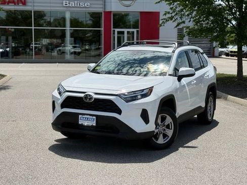 Used 2023 Toyota RAV4 XLE w/ Convenience Package AWD/4WD image 9