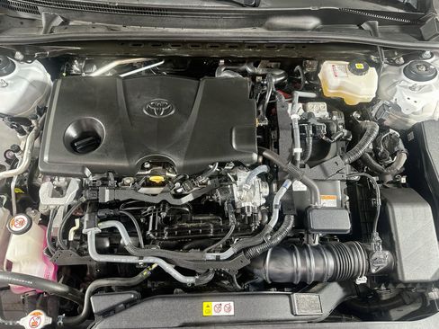 Used 2022 Toyota Camry LE FWD image 31